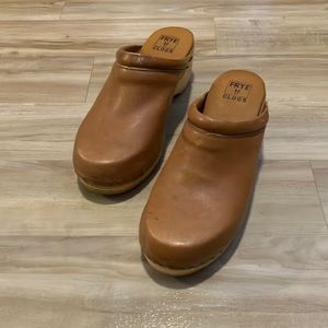 Frye clogs